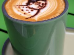 卡布奇诺-潮一不贰·法式甜品·生日蛋糕·西式简餐(外滩店)