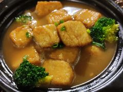 自制鲍汁豆腐煲-李记潮汕砂锅粥(营福路店)