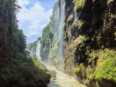 -马岭河峡谷风景区