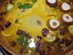 -洱火云南酸菜牛肉火锅(石景山当代商城店)