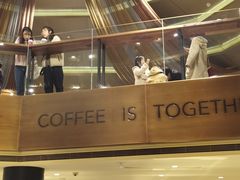 -星巴克(迪士尼小镇店)