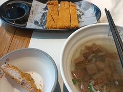 -馋三尺蟹粉小笼(人民广场店)