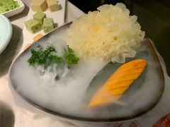 -左庭右院鲜牛肉火锅(浦江欢乐颂店)