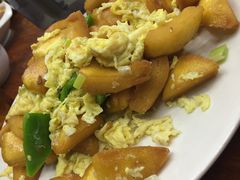 -顶之鲜海鲜餐厅