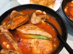 番茄浓汤鸡翅猪扒通粉-华嫂冰室(尖沙咀店)