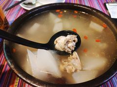 竹荪鸡汤-香巴拉云南餐厅(华莱坞店)