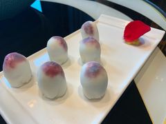 蓝莓雪娘果（半打）-广州文华东方酒店·江-由辉师傅主理