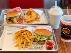 -FATBURGER 特富客汉堡(外交公寓店)
