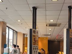 -麦当劳(东岳大道店)