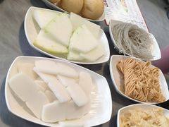 -光头药膳鸡(莱茵小镇店)