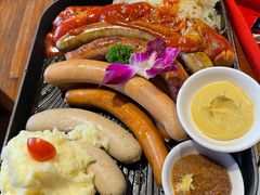 香肠拼盘-申德勒加油站餐厅(三里屯北小街店)