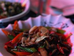 青椒牛肝菌（应季菌菇见手青）-滇道云南特色料理(康定路店)