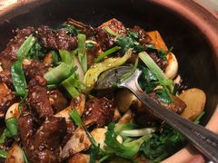 啫啫羊排-八府香鸭·啫啫煲(华山路店)