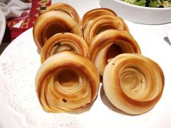 老济南油旋-闫府私房菜·百年鲁菜(恒隆店)