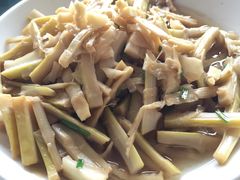 -天乐农家鱼头王(天目湖店)