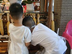 -老渔翁炖鱼坊(黄海西路东山店)