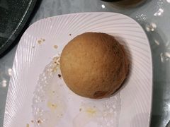 脆皮流沙包-麒茗餐厅·粤菜·宴会厅·海鲜(锦绣路店)