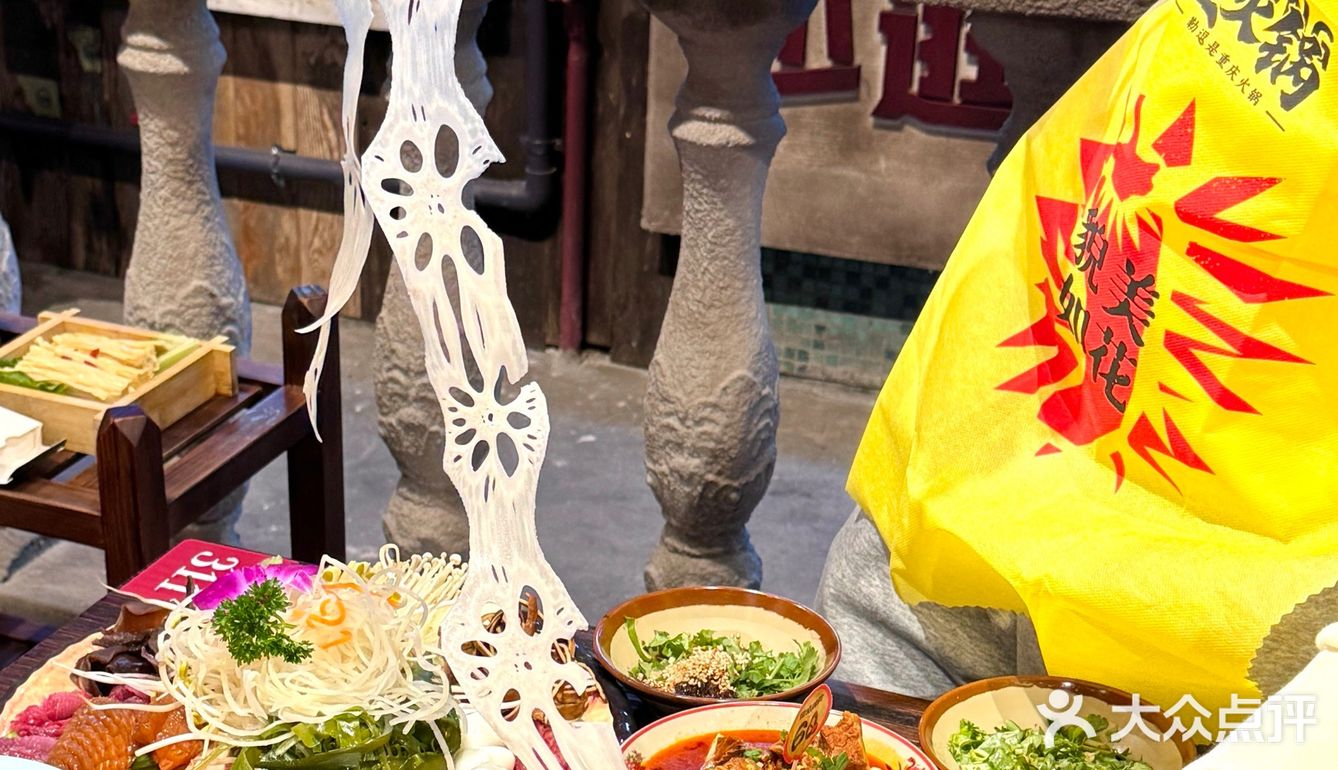 吴江新晋排队王 重火锅来万宝啦！