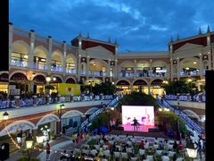 -佛罗伦萨小镇广佛名品奥特莱斯(疏港路店)