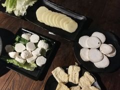 -冰冰龙虾·江湖菜·花园江景餐厅