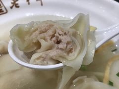 刀鱼馄饨-老半斋(福州路店)