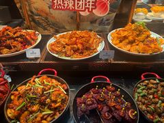 -雍容荟帝王蟹活龙虾展台自助(IFS黑金店)