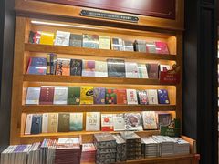 -西西弗书店&矢量咖啡(凯德晶萃广场店)