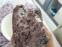 芝麻蛋糕卷-KK BAKERY烘焙