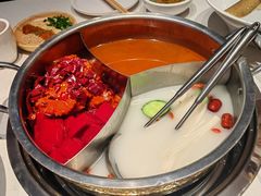 -周师兄大刀腰片火锅(磁器口直营店)