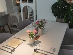 -春树下·树屋花房西餐厅(罍街AS1980店)