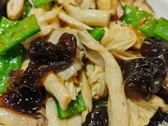 -明本湛江鸡•海鲜小厨(陈家祠店)