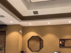 -辛香味烧鱼馆·非遗技艺·排骨红烧肉(光谷医药园店)