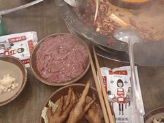 -黄潇洒老火锅(九眼桥宏济巷店)