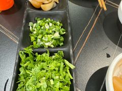 -常赢三兄弟·清真涮肉·清真炒菜(朝阳新城店)