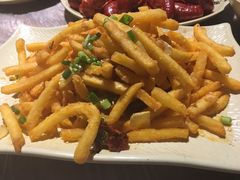 -巴厘龙虾·榜首油焖大虾(音乐学院·沿江酒馆店)