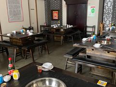 -仁虎老火锅(黄泥磅店)