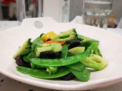 橄榄油炒田园时蔬-大树餐厅(朝阳大悦城店)