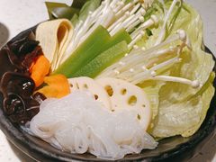 -三江源活鱼现烤(维多利摩尔城店)