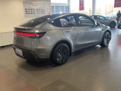 -TESLA 特斯拉(北京南四环中路特斯拉中心)
