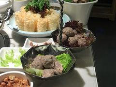 -左庭右院鲜牛肉火锅(浦江欢乐颂店)