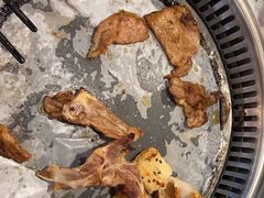 -金滏山烤肉·海鲜·火锅自助餐厅(襄阳万达店)