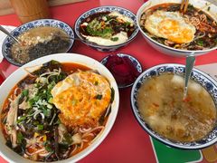 泡椒肉丝米粉-袁妈红豆汤(重庆总店)