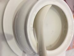 椰汁莲子雪耳炖雪哈膏-满记甜品(富华里店)