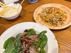 -蜗牛小馆醉乡民谣云南菜(惠新西里店)