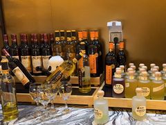-雍容荟帝王蟹活龙虾展台自助(IFS黑金店)