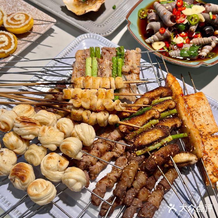 港东五街去了！坠好吃的牛蛙吃了！