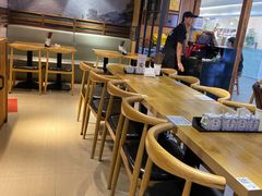 -鑫花溪牛肉米粉(人民广场店)