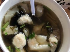 -手劲鱼丸馄饨铺(哈一百店)