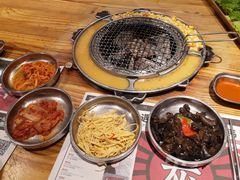 -青瓦炭韩潮烤肉(花园道店)
