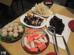 -江湖餐厅–重庆九宫格老火锅